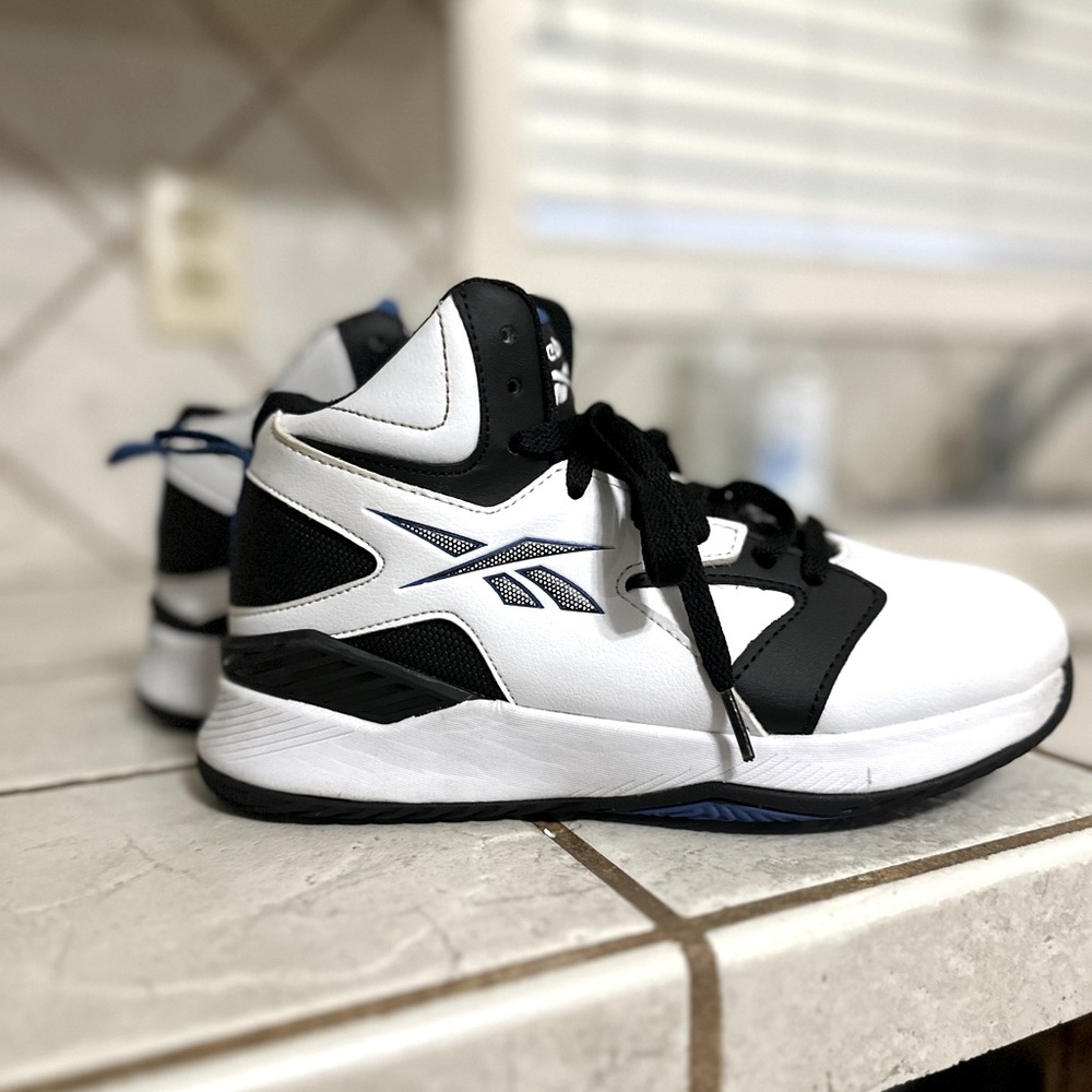 REEBOK RUNNING SNEAKERS KIDS-BOYS SIZE 3 SHOES
